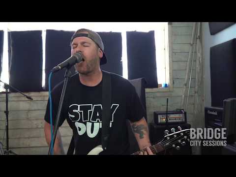 Knocked Down - Shattered live At Bridge City Sessions