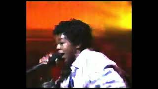Fugees - Nappy Heads (Remix) (Live At The Apollo 1995)-feat Mad Spider (VIDEO)