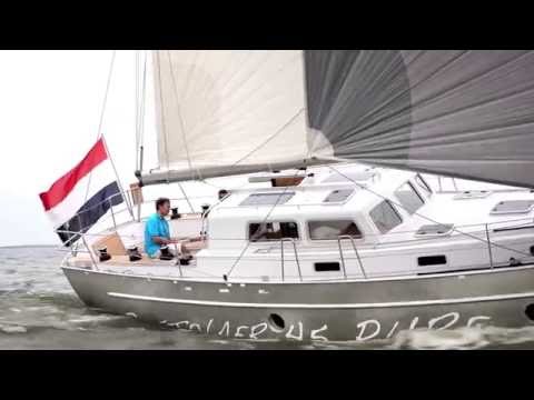 Bestevaer 45ST PURE sailing on the IJsslemeer