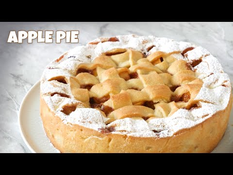 American Apple Pie with Cinnamon