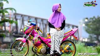 Download lagu STORY WA KEREN # oi adek berjilbab ungu mp3