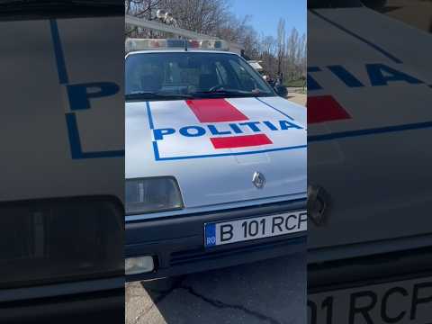Mașini clasice de poliție - Renault 19 Chamade