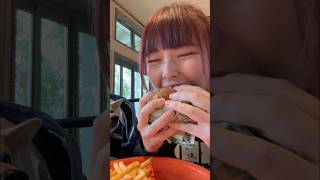 コナズ珈琲のハンバーガー美味しい