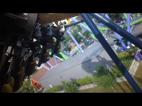 Back row point of view footage of Batman The Ride