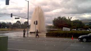 preview picture of video 'Storm Drain Fountain - Milpitas, CA'