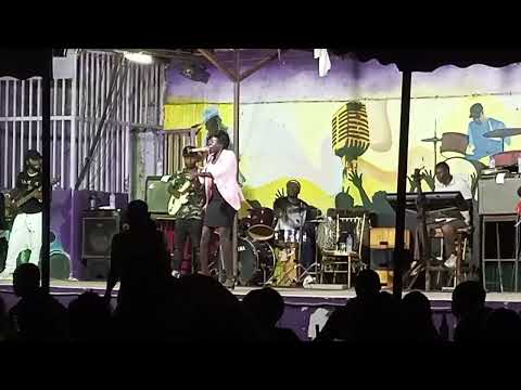 MC diamond _ MATA KASURU  / Waja of cocosan ( live)