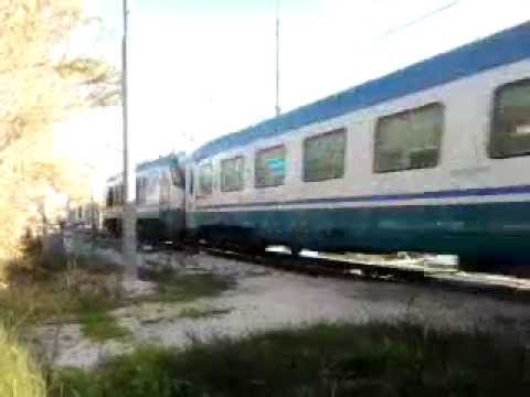 IC534 in transito a Castelplanio (AN), E402a