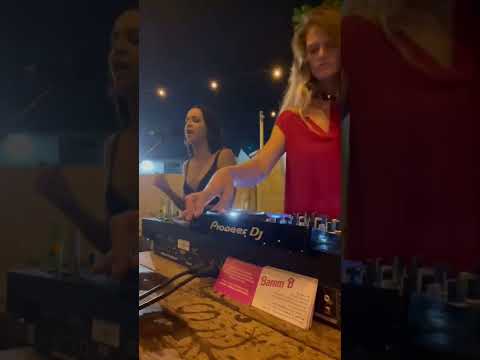 OHDEER! dj/vocals duo live compilation