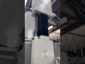 Riproduci video