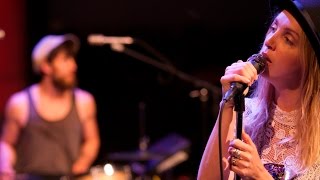 The Mynabirds - One Foot (opbmusic)