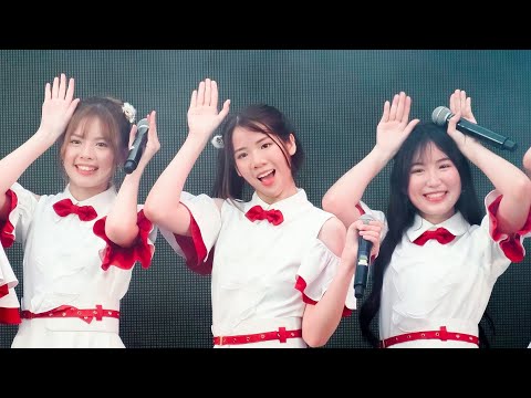 [4K] First rabbit - Fame BNK48 @ BNK48 3rd GENERATION: THE DE3UT Central world 220207 [Fancam]