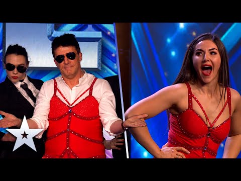Matricks Illusion leave us in DISBELIEF with the ULTIMATE quick change act | Auditions | BGT 2022