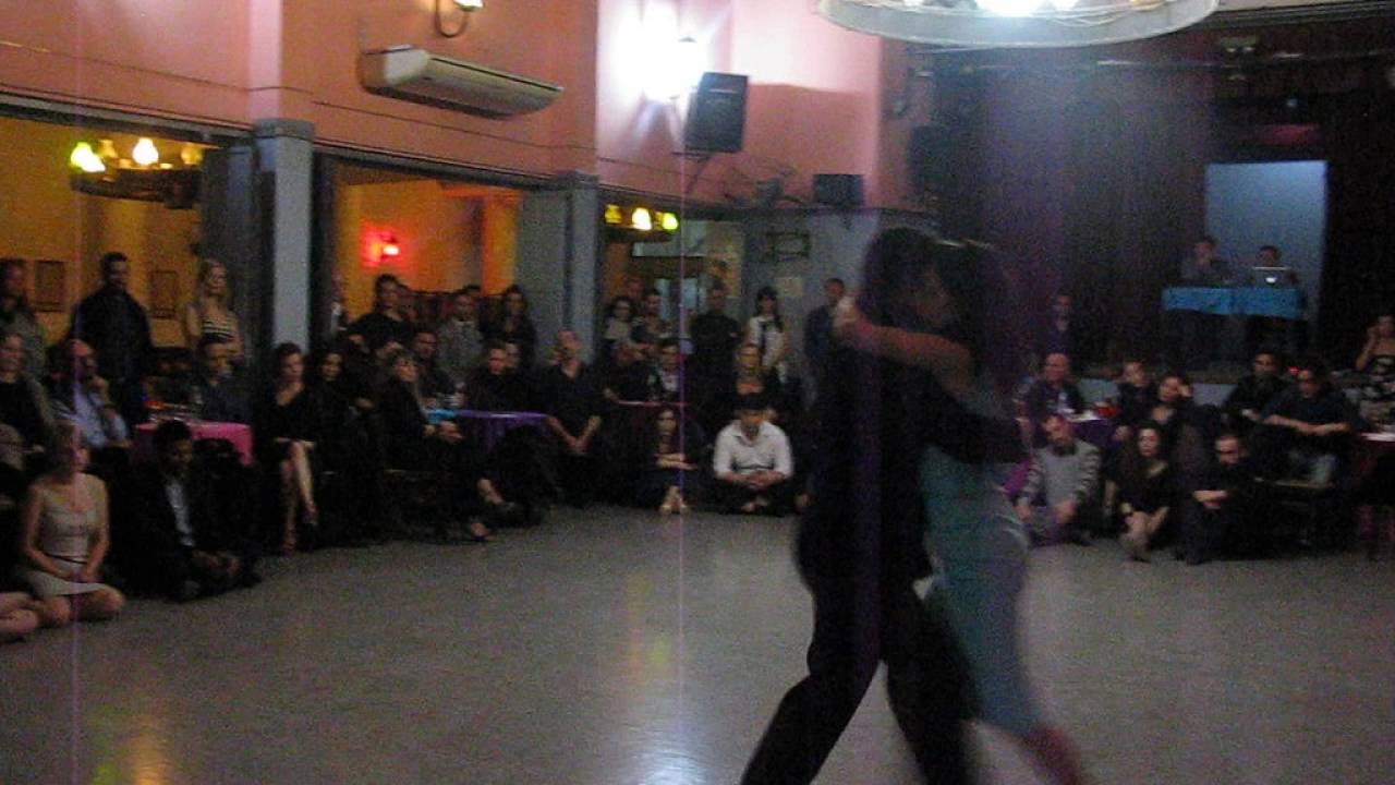 Video thumbnail for OCTAVIO FERNANDEZ y CECILIA CAPELLO en Viva La Pepa Milonga (2/2)