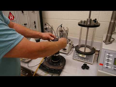CEEN 341 - Lab 9 - Triaxial Shear Test (CU) on Sand