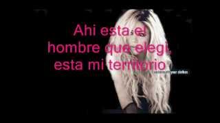 Shakira - Underneath Your Clothes en español