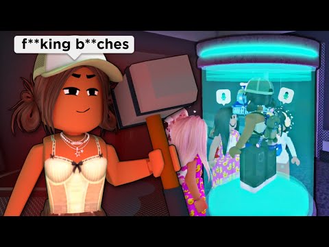 Defeating 4 TEAMERS in FLEE THE FACILITY (PART 1)