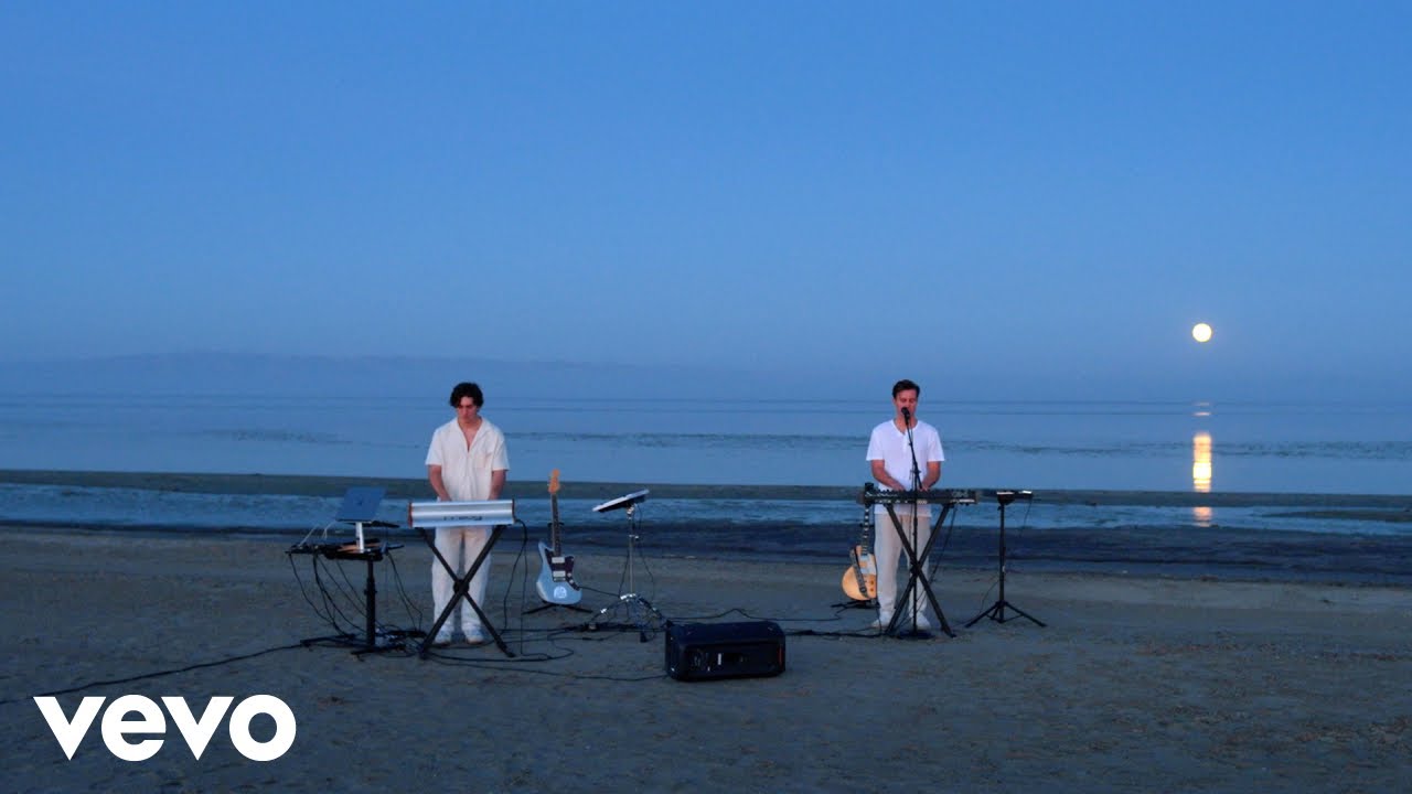 Forester - Moonlight (Live Performance)