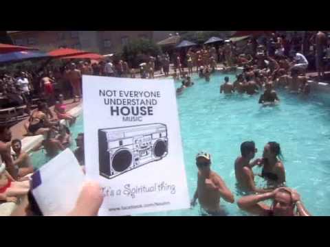 Mr. Mike @ IPM Rome 2012 - Pool Party