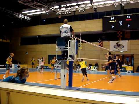 Samenvatting: Landstede Volleybal - Taurus