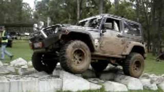 preview picture of video 'JK Jeep Wrangler on Rubicon Track'