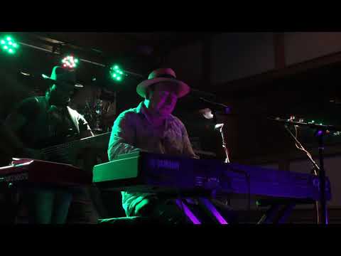 Eamonn Flynn - A Bunch of Thyme (live at UICC, San Francisco 1/10/2020)