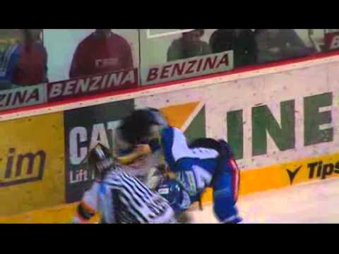 Hockey fight Skuhrovec vs. Pospíšil