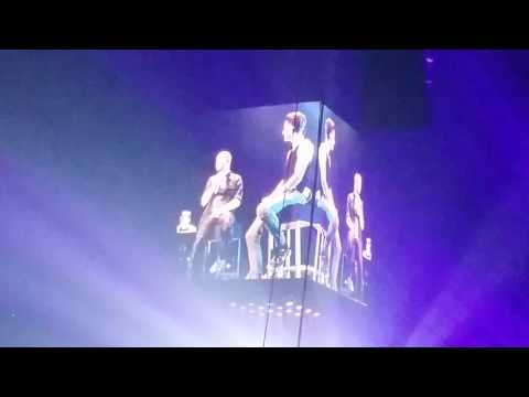 Little Moon Rises feat. Sarah Bettens 27/11/16