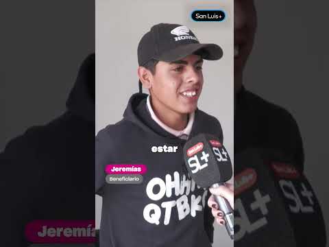 El gobernador Claudio Poggi encabezó la entrega de seis viviendas en Zanjitas.