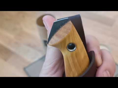 Unboxing Helle Utvaer