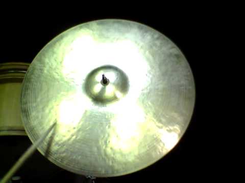 20 Kontroversial Ride, 1951g - Handcrafted cymbals by Craig Lauritsen..MOV
