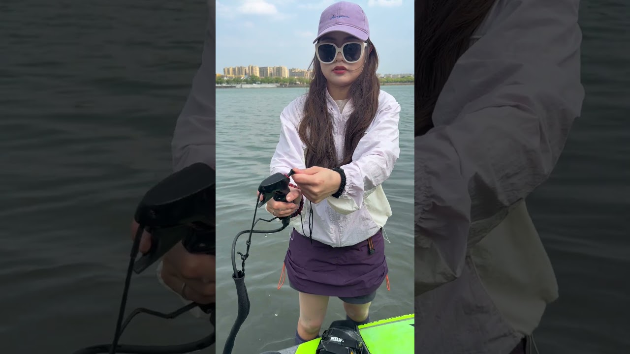 RUSH WAVE ,Water surfing is so cool#rushwave  #Surfing #surfboard #electricsurfboard