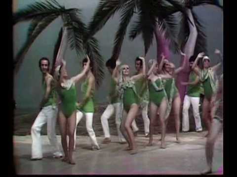 SANDRO - UNA MUCHACHA Y UNA GUITARRA