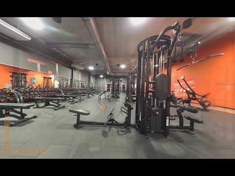 Basic-Fit 24/7 Miniature vidéo YouTube 8