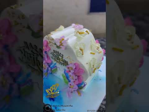 Customised cake design #cakes #costomized #viral