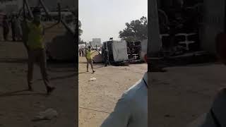 preview picture of video 'Road block and one die in Gujranwala'