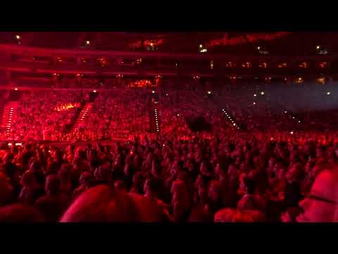 Helena Vondráčková - Červená řeka - Pátá - O2 Arena 2024