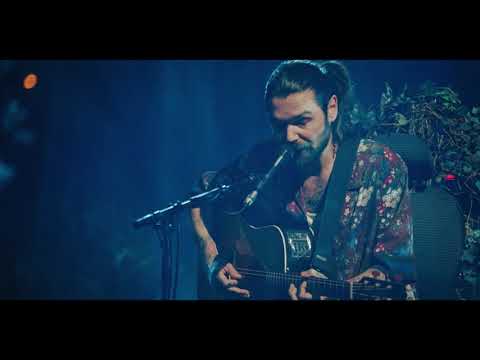 Videoclip de Re-arrange (MTV Unplugged Live at Roundhouse, London) — Biffy Clyro