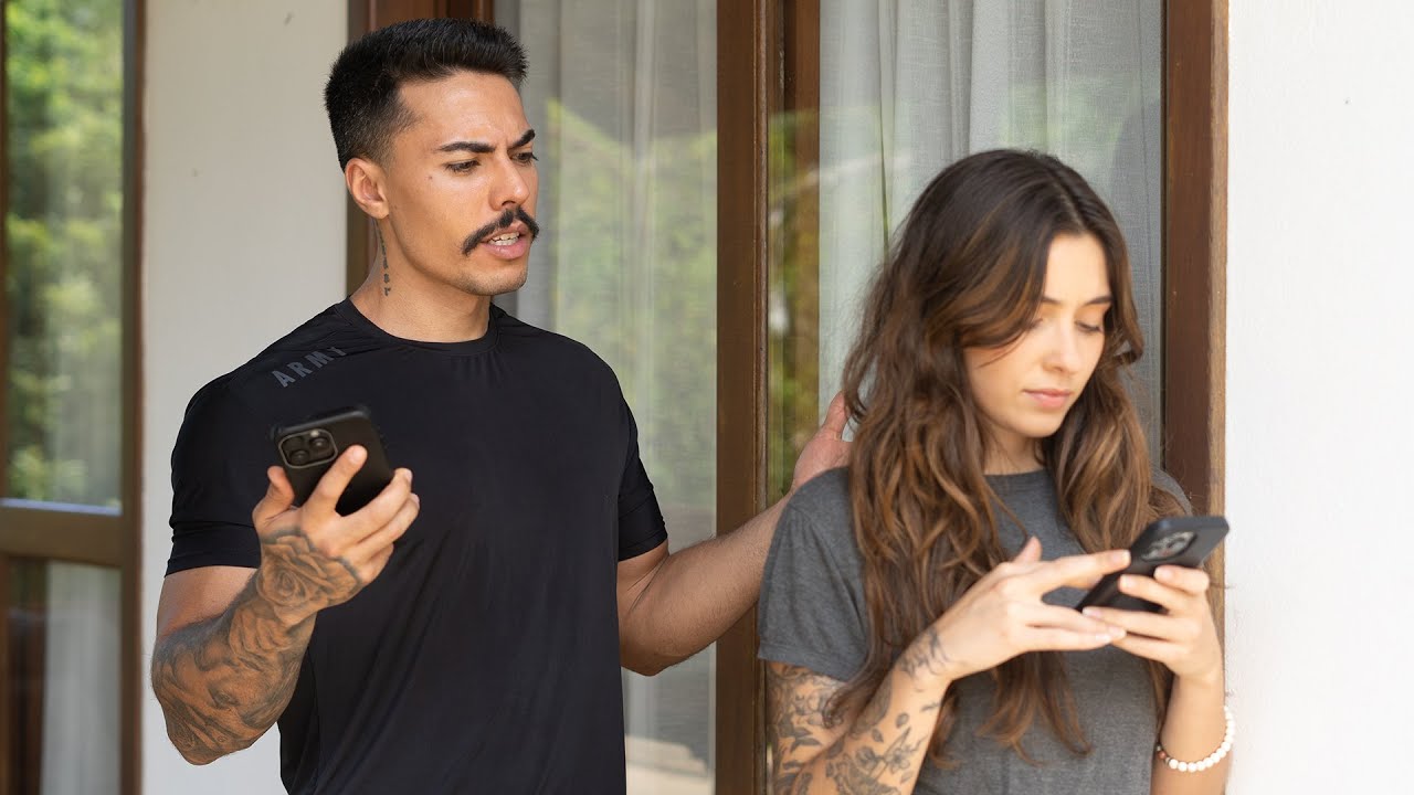 TODA VEZ QUE EU GOSTAVA DE UMA MULHER, ELA SE AFASTAVA.  DESCOBRI O MOTIVO.