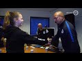 13-jarige Isa voor één dag de baas bij De Graafschap