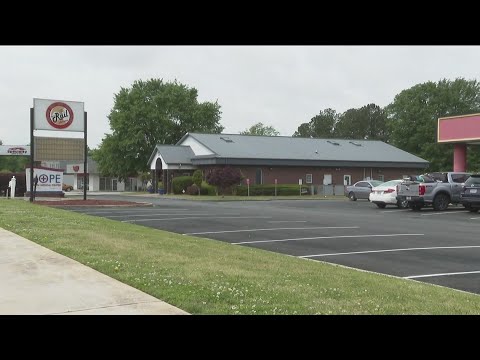 1 killed, 3 injured in Athens shooting