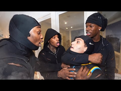 I Started A War With The Clover Boyz!