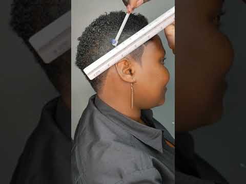 Best women's Haircut 2023 -High Fade Textured crop#shortsvideo #shorts #barber#dailyshorts #diy #dj