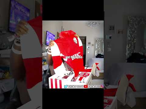 Speed gets free KFC fried chicken forever 🍗 #ishowspeed #speed #fyp #kfc