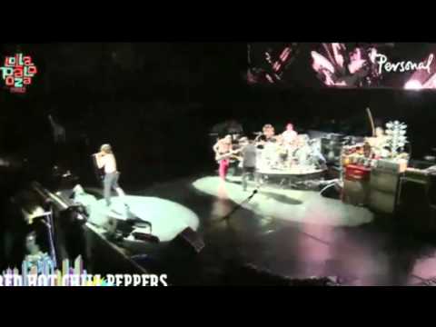 Red Hot Chili Peppers - Give It Away - Lollapalooza Argentina 2014