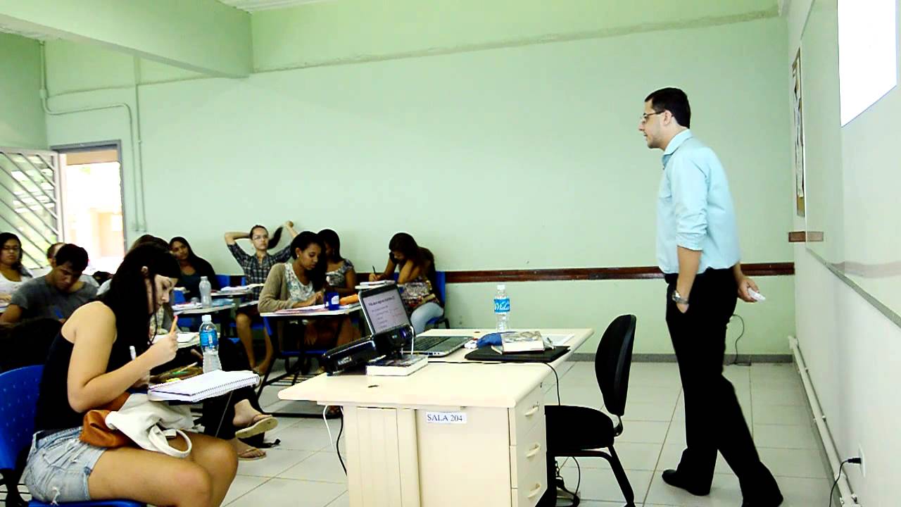 Filosofia Social e Política - Aula 06 - Pensamento Político Grego: Aristóteles e a "Política"