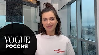 Секреты красоты: Елена Темникова показывает, как сделать пухлые губы Селены Гомес