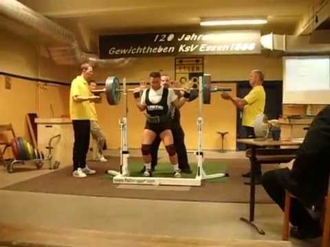 Kraftdreikampf (Powerlifting) Wettkampf IPF / Kniebeuge  (Squat)