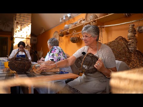 Raidījumu cikla “Latgales pūra lāde – atdzimšana” 2. raidījums. Klūgu pīšanas tradīcija