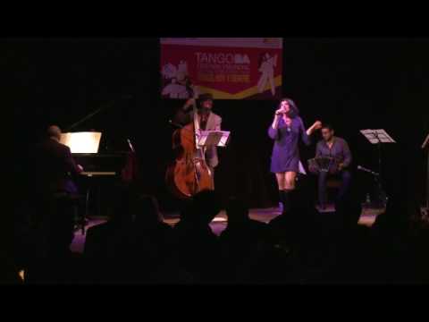 Alicia Vignola con Cristian Zárate - Te llaman Soledad (Vivo) | Café Vinilo