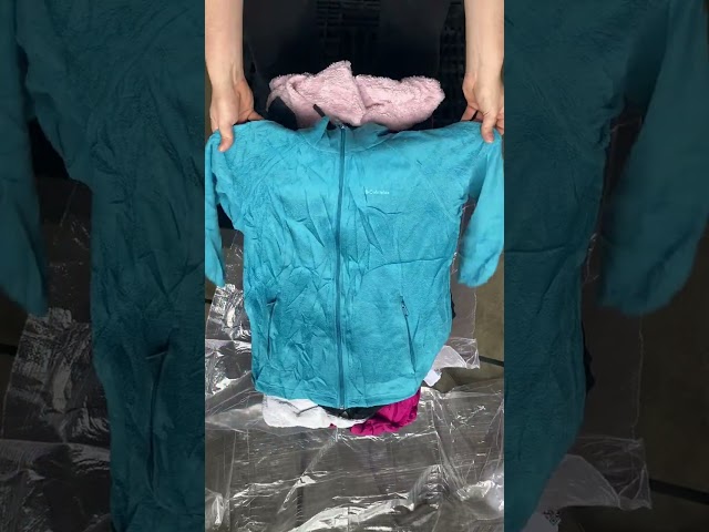 Vídeo relacionado con Polera Algodon Mujer Manga Larga De Polar Surfera Jersey Vintage Juveniles Porteo Gotica Encaje Mensaje Aborregada Cierre Franela Rockera Amplias Neopreno Retro